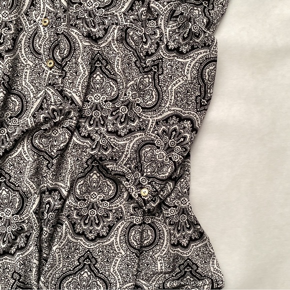 Anne Klein Blouse, Size L-XL - Picture 6 of 7